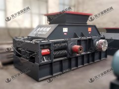 中型石英石破碎機(jī)的價(jià)格是多少，哪個(gè)廠家靠譜？